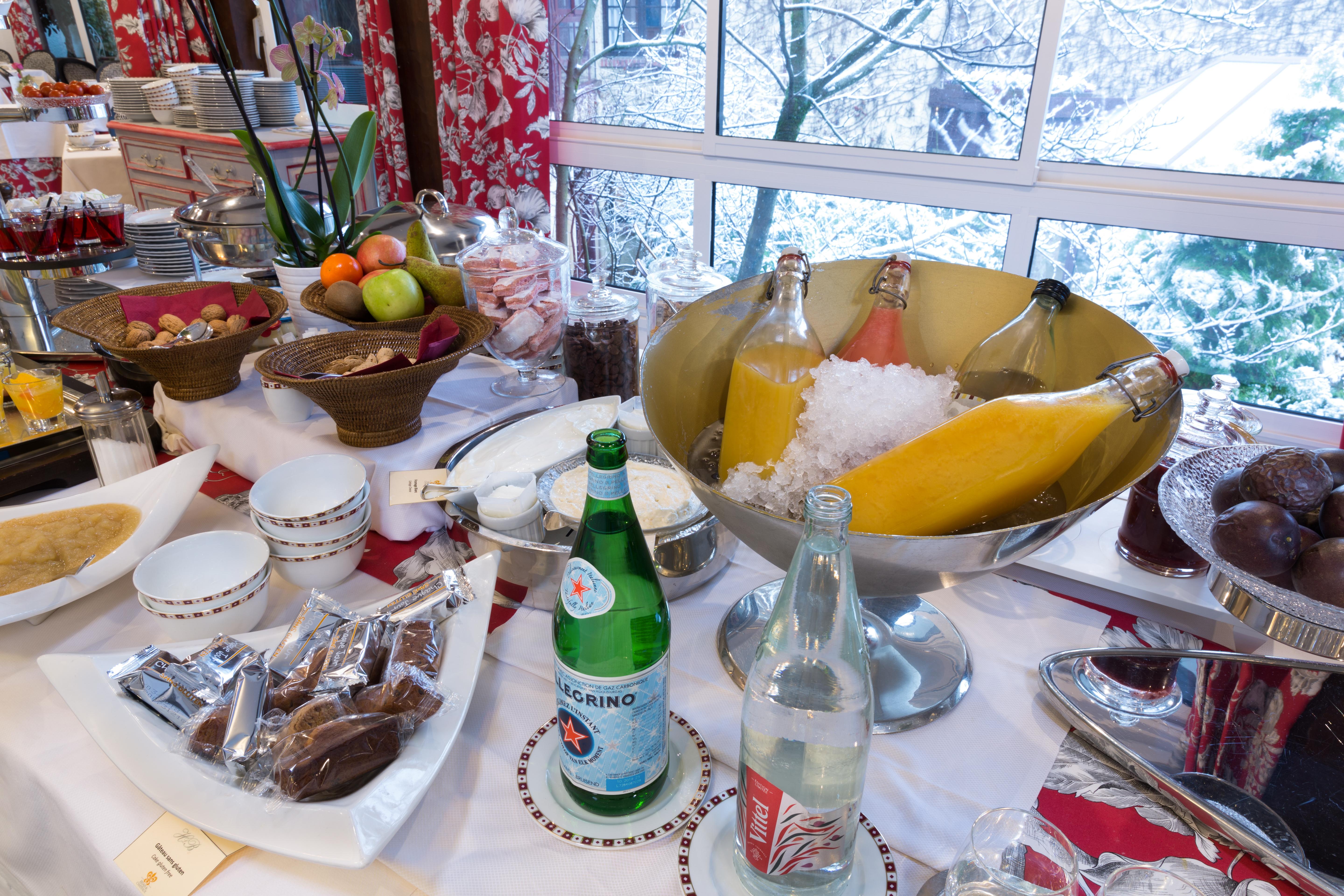 Hostellerie Briqueterie & Spa Champagne Vinay  Εξωτερικό φωτογραφία A selection of Korean soju