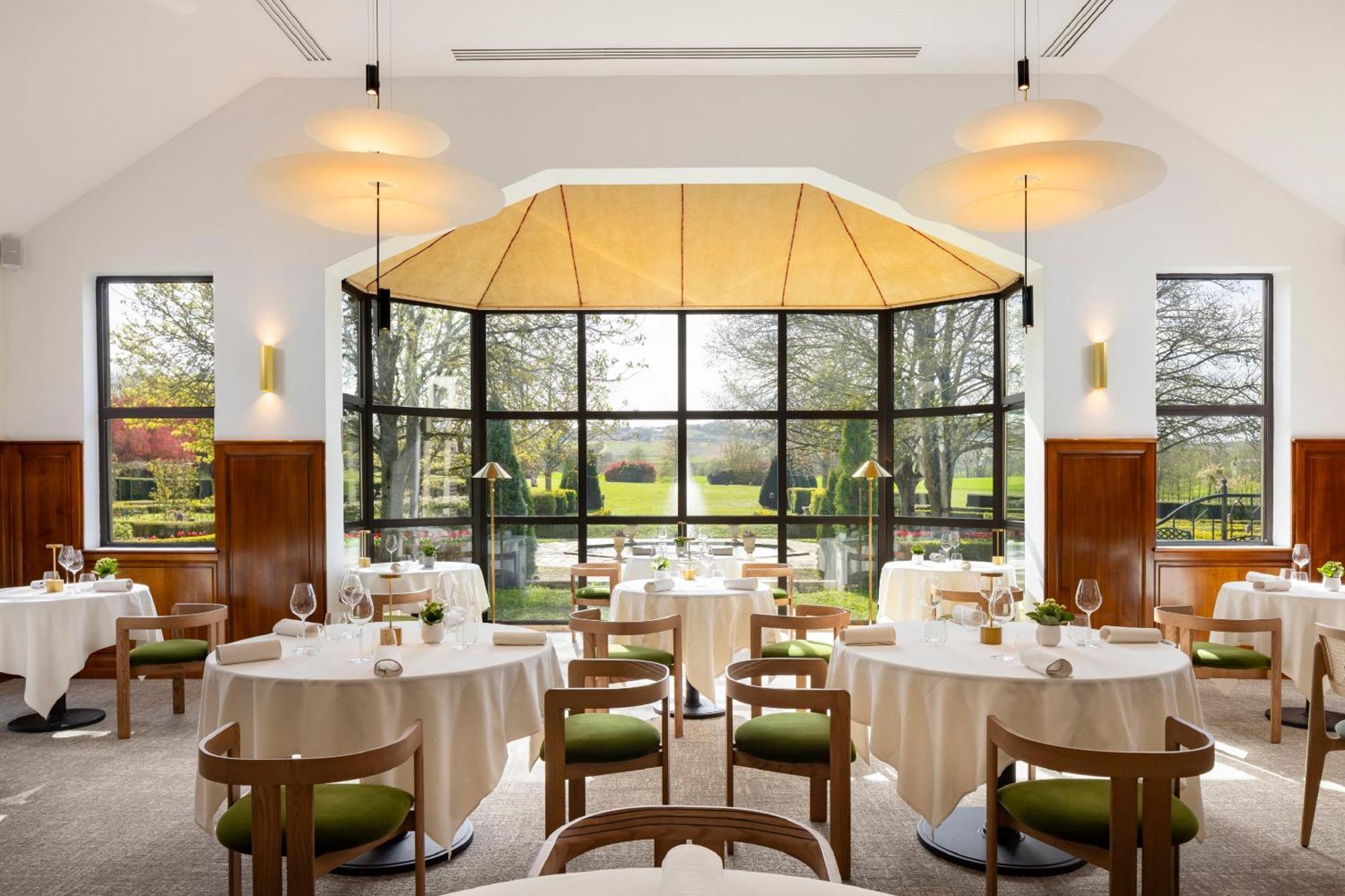 Hostellerie Briqueterie & Spa Champagne Vinay  Εξωτερικό φωτογραφία Restaurant "Le Grand Chef"