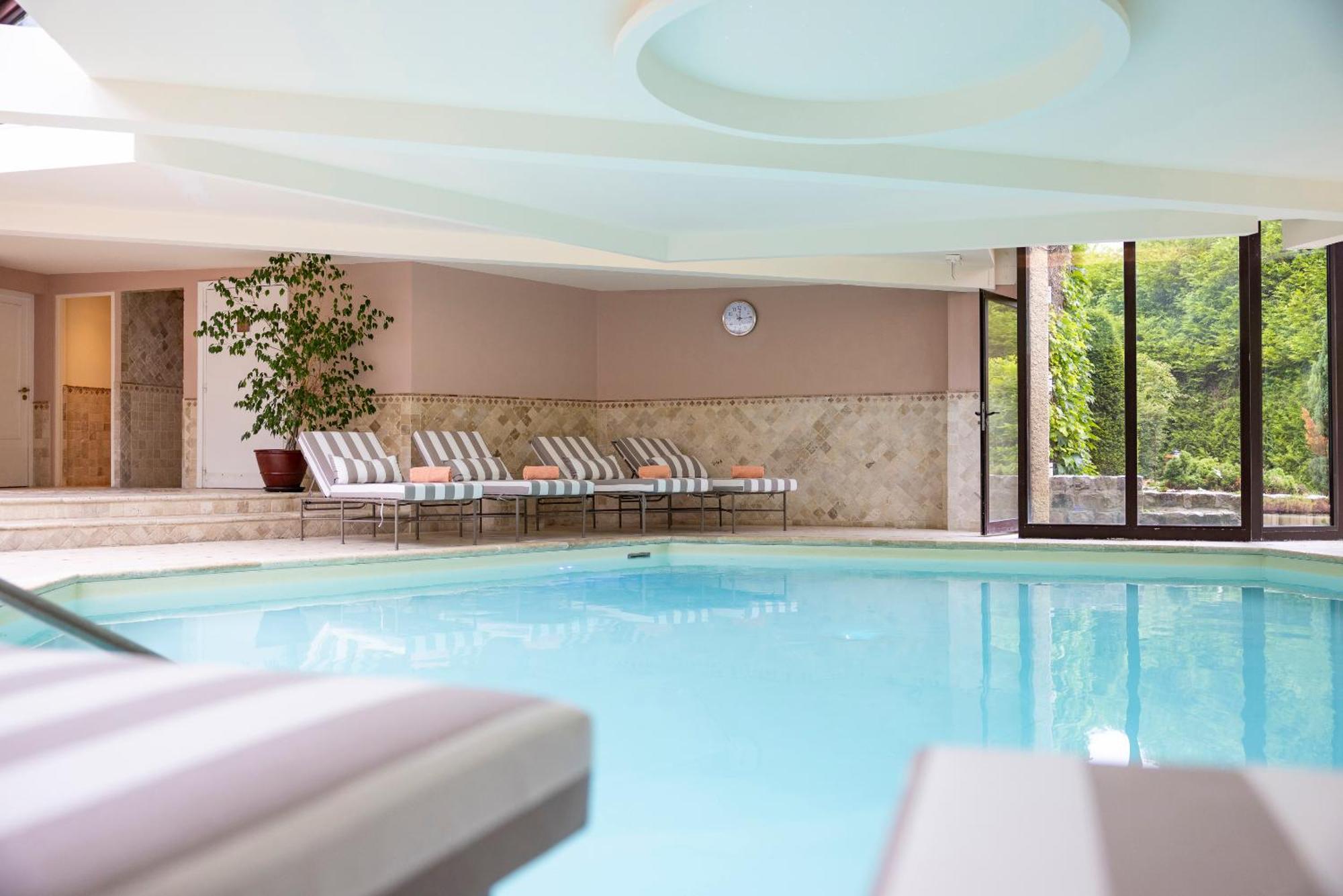 Hostellerie Briqueterie & Spa Champagne Vinay  Εξωτερικό φωτογραφία The swimming pool at the hotel